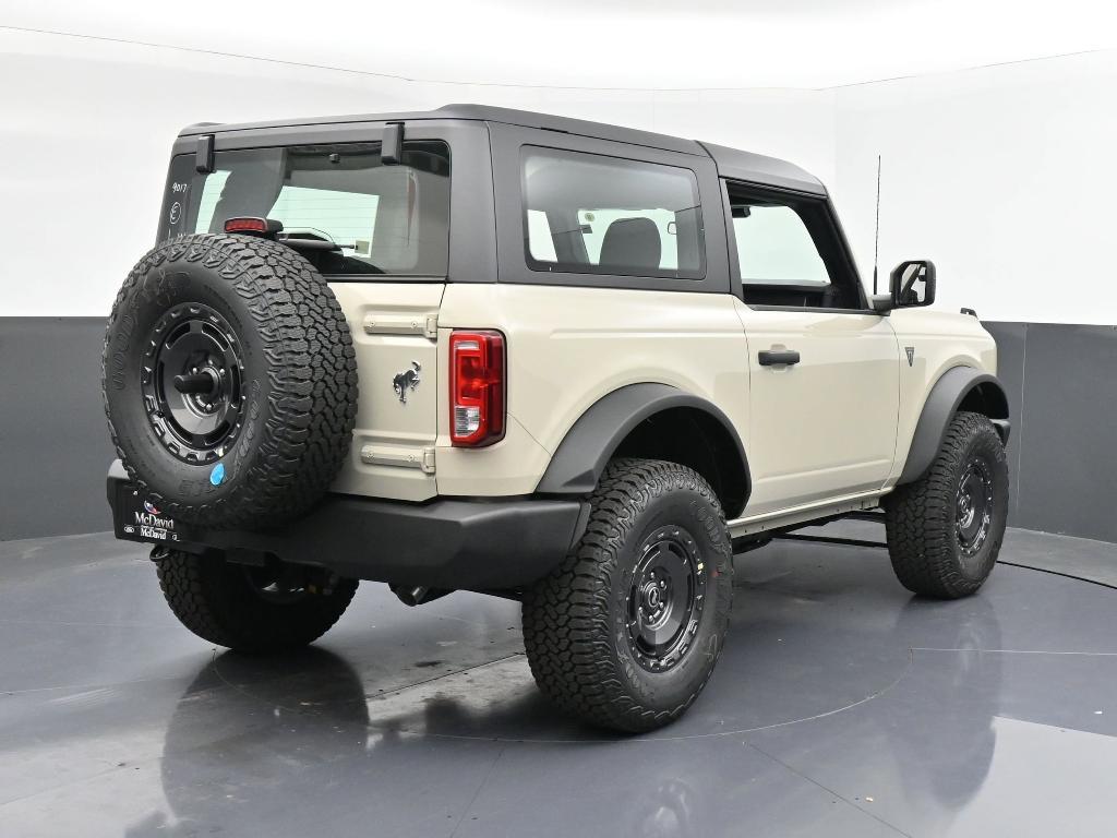 new 2025 Ford Bronco car, priced at $42,645