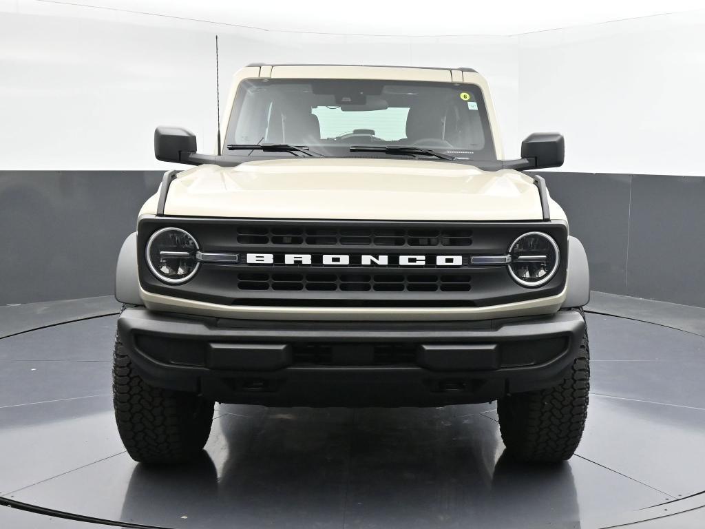 new 2025 Ford Bronco car, priced at $42,645