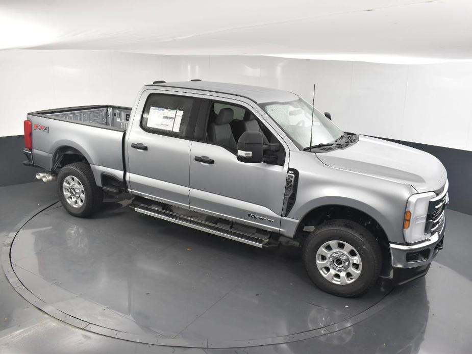 new 2024 Ford F-250 car, priced at $62,660