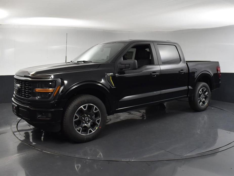 new 2024 Ford F-150 car, priced at $42,090