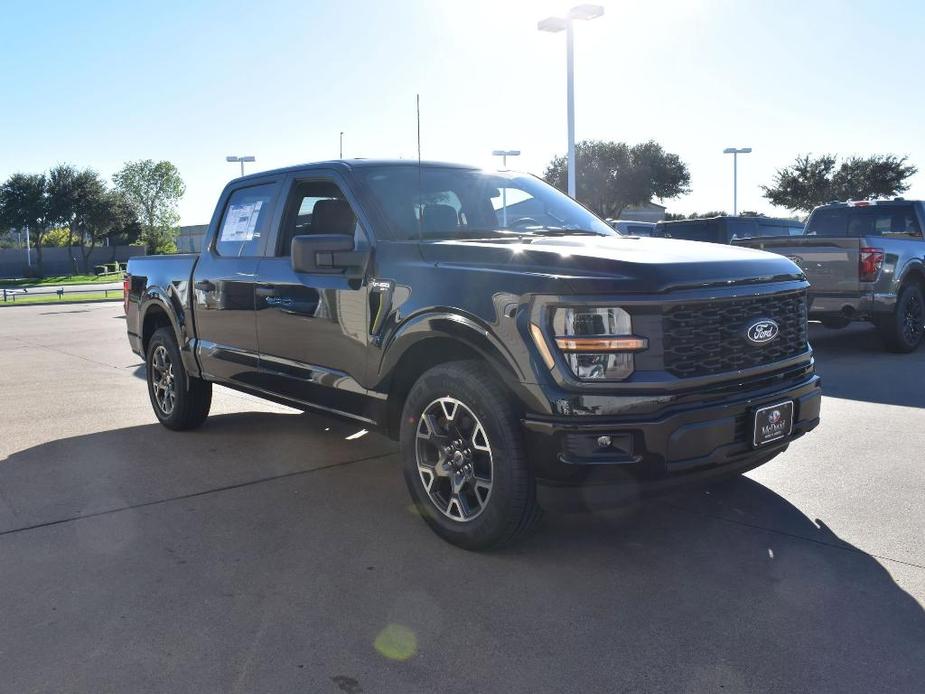 new 2024 Ford F-150 car, priced at $42,090