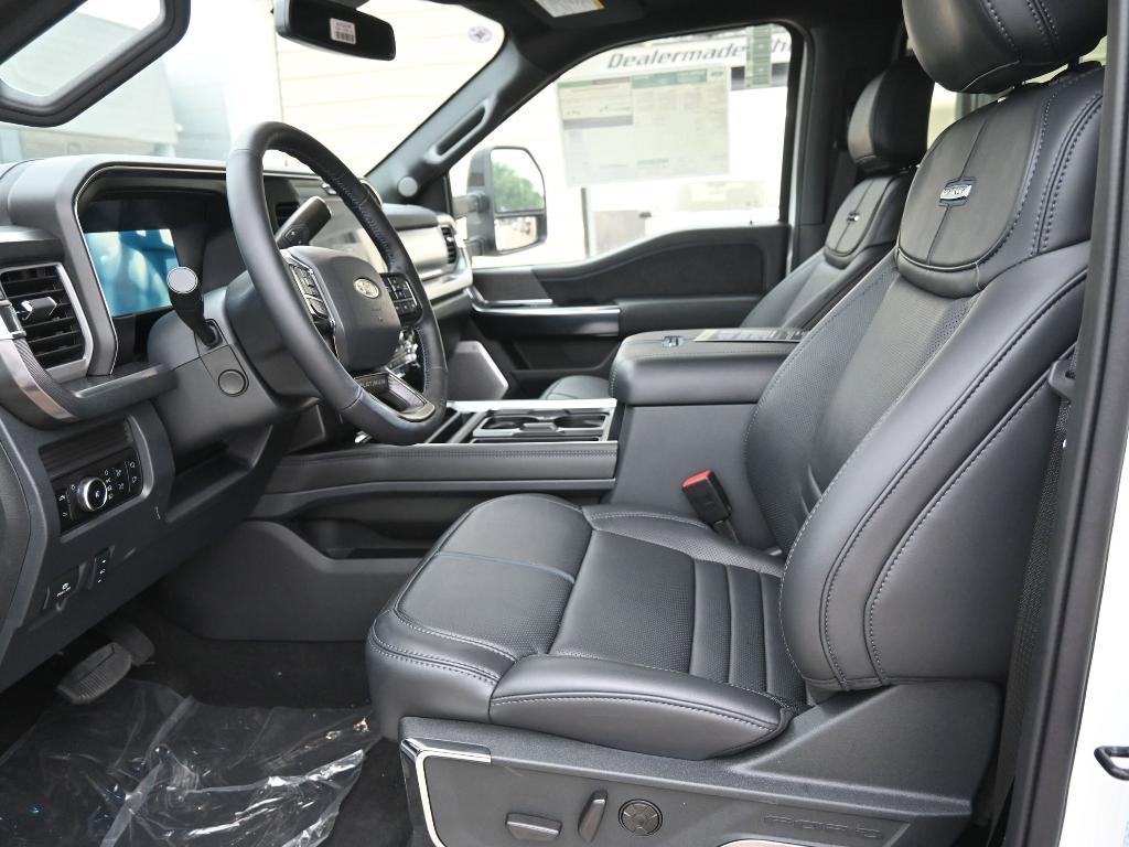 new 2025 Ford F-450 car, priced at $102,520