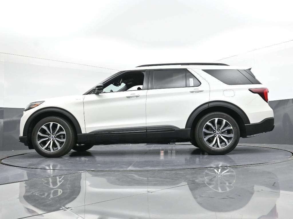 new 2025 Ford Explorer car, priced at $42,370