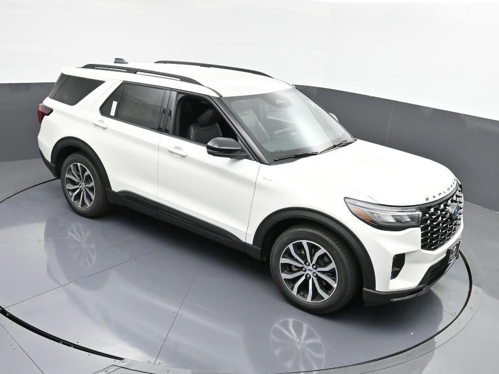 new 2025 Ford Explorer car, priced at $42,370
