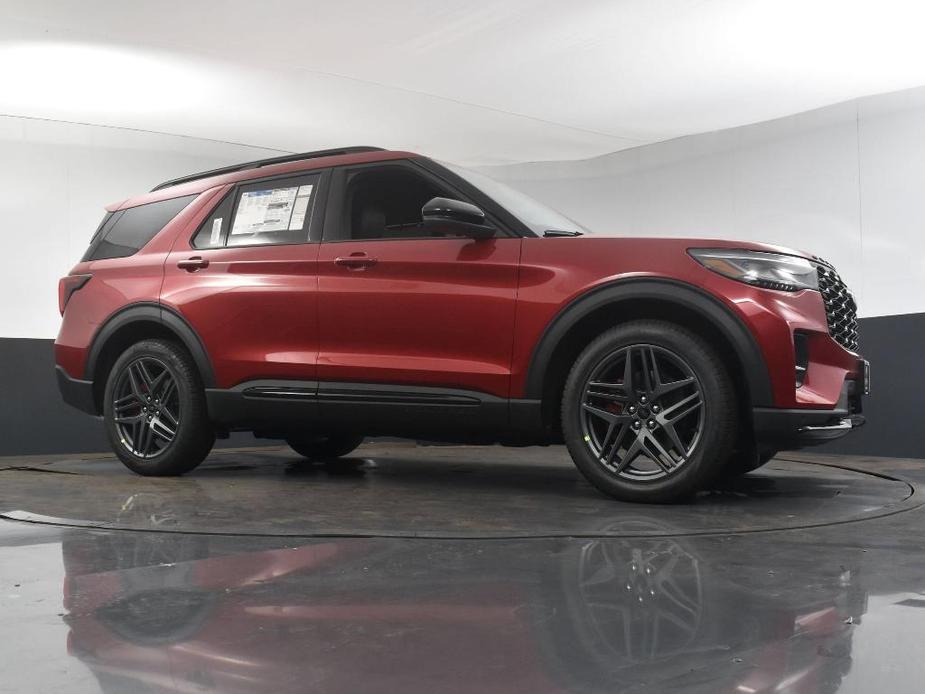 new 2025 Ford Explorer car, priced at $52,595