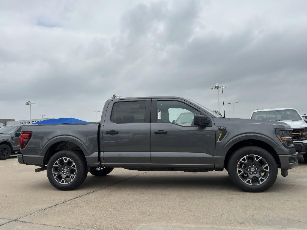 new 2025 Ford F-150 car, priced at $43,695
