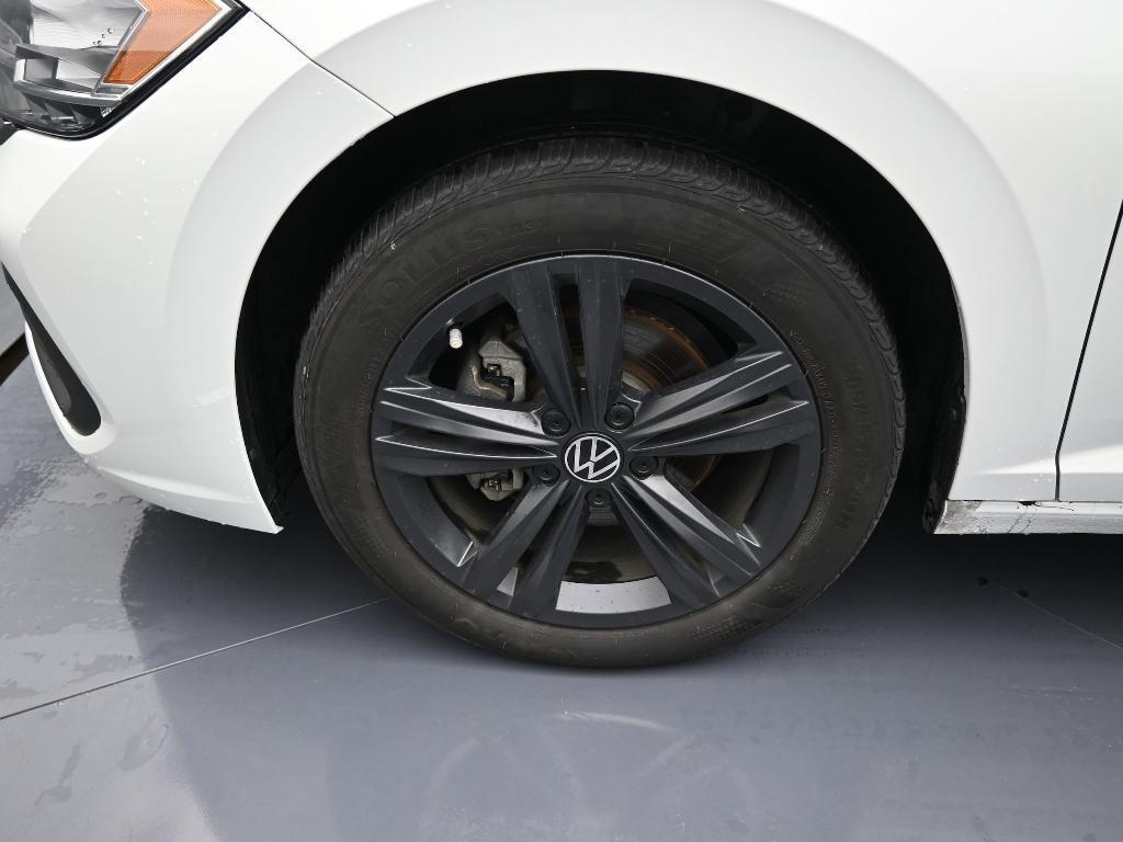 used 2024 Volkswagen Jetta car, priced at $22,994