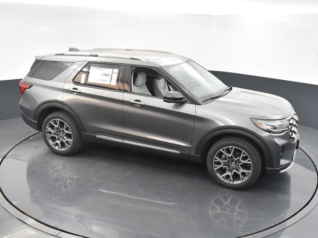 new 2025 Ford Explorer car, priced at $55,460