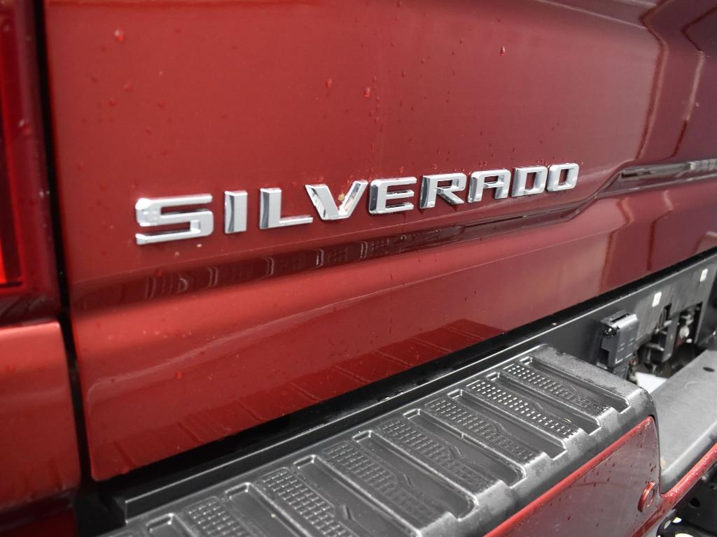 used 2024 Chevrolet Silverado 2500 car, priced at $62,994