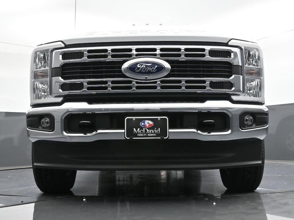 new 2025 Ford F-250 car, priced at $72,580