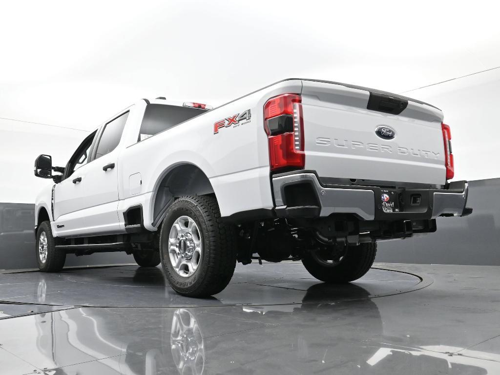 new 2025 Ford F-250 car, priced at $72,580