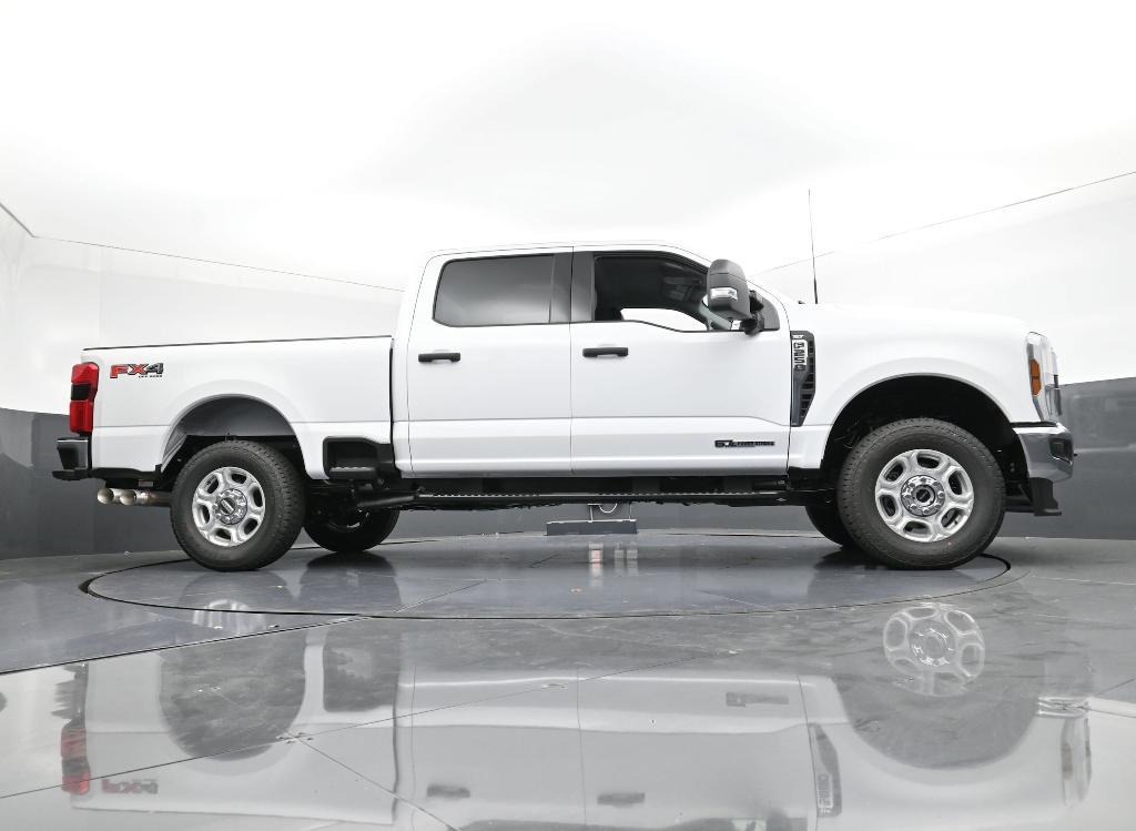 new 2025 Ford F-250 car, priced at $72,580