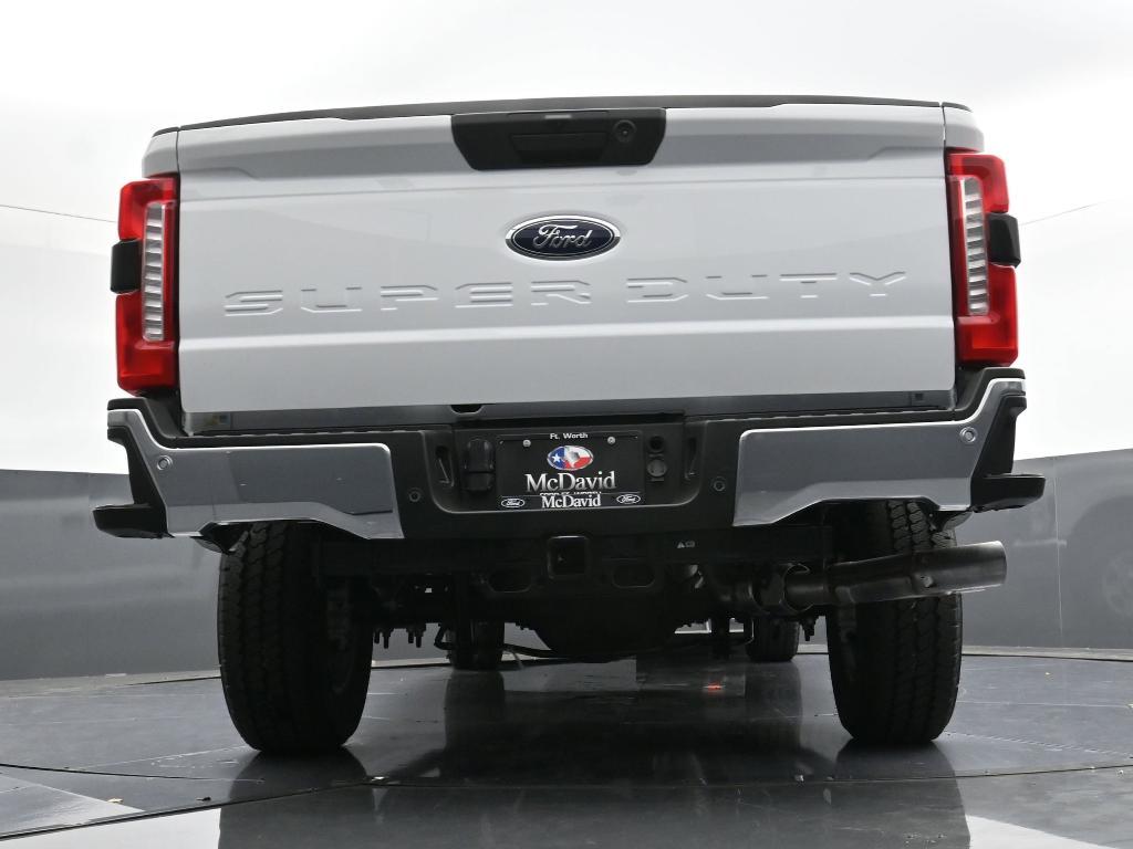 new 2025 Ford F-250 car, priced at $72,580