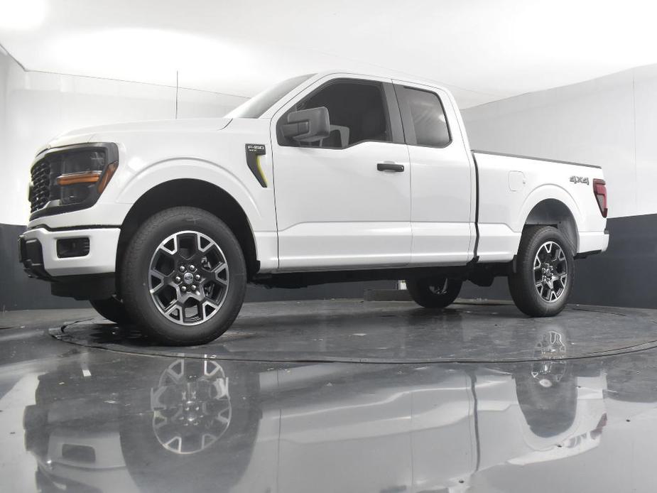 new 2024 Ford F-150 car, priced at $44,065