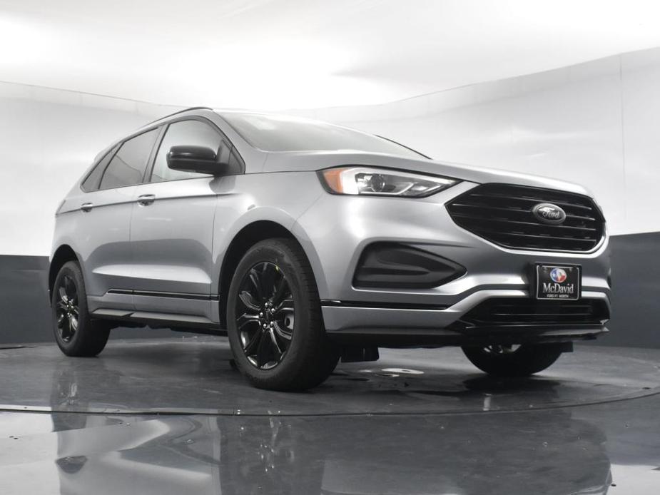 new 2024 Ford Edge car, priced at $30,020