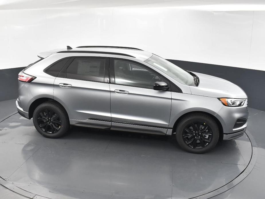 new 2024 Ford Edge car, priced at $30,020