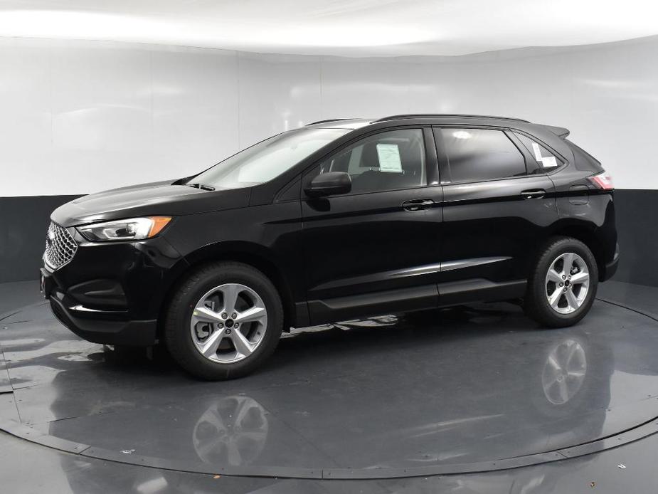 new 2024 Ford Edge car, priced at $29,425