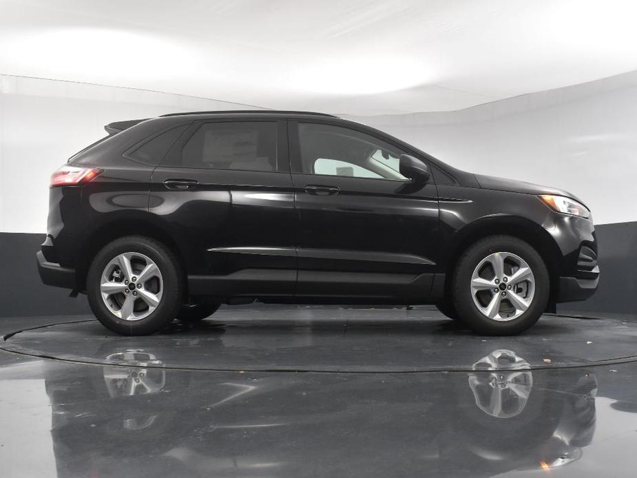 new 2024 Ford Edge car, priced at $29,425