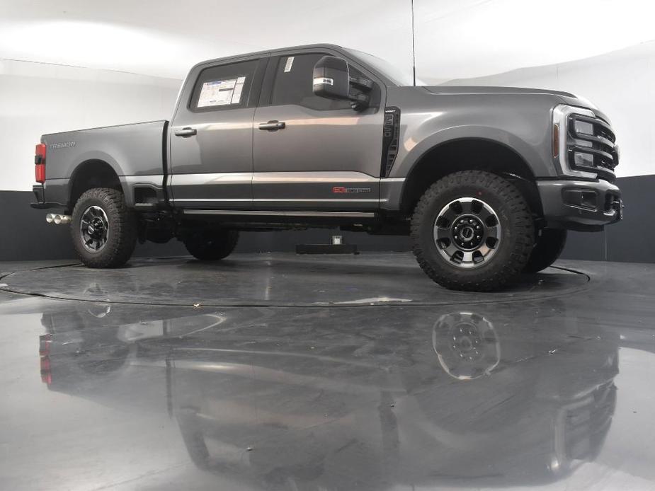 new 2024 Ford F-250 car, priced at $88,900