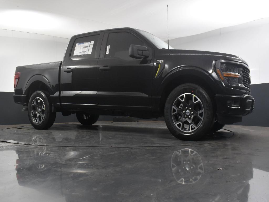 new 2024 Ford F-150 car, priced at $40,590