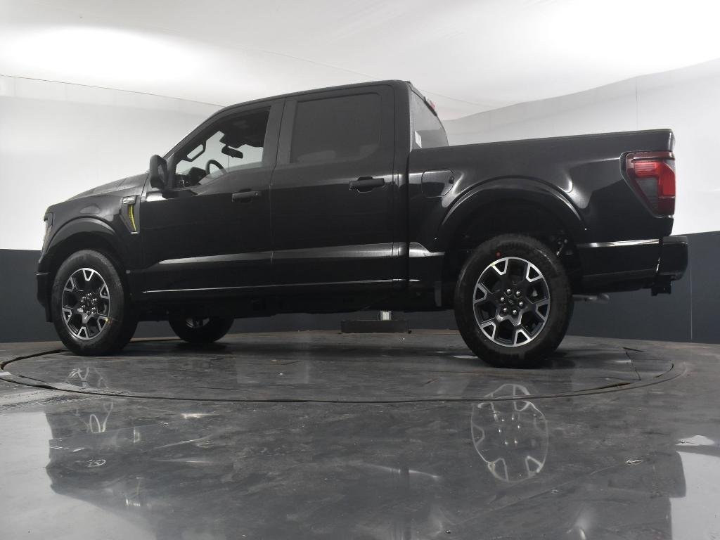 new 2024 Ford F-150 car, priced at $40,590