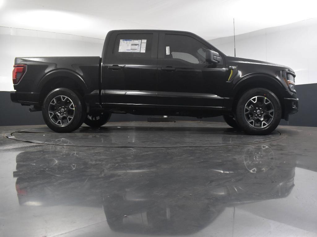 new 2024 Ford F-150 car, priced at $40,590