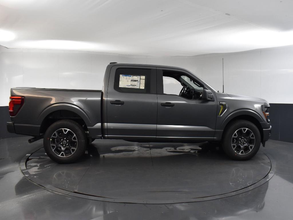 new 2024 Ford F-150 car, priced at $40,590