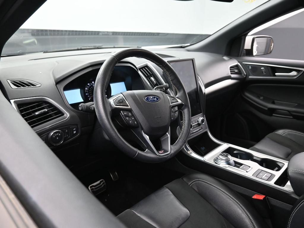 used 2022 Ford Edge car, priced at $32,994