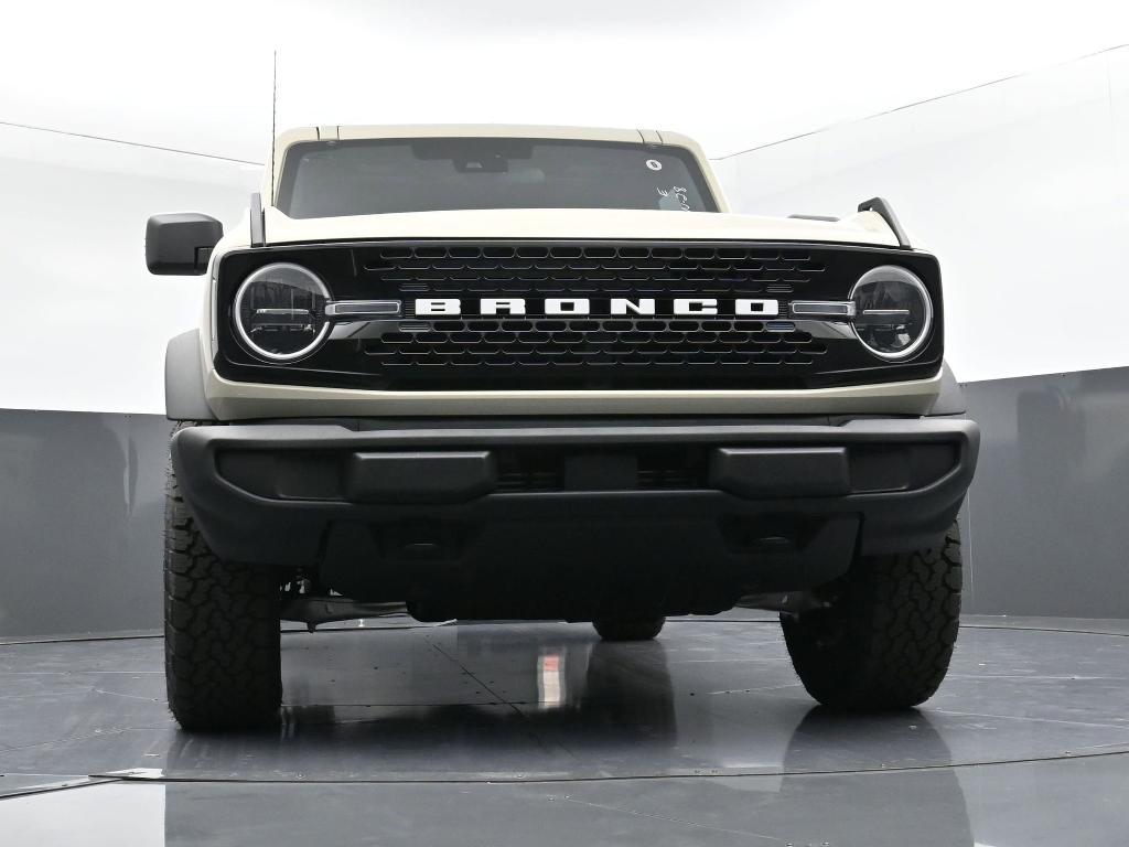 new 2025 Ford Bronco car, priced at $45,221