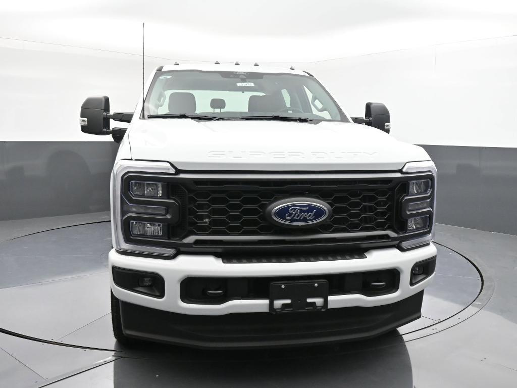 new 2025 Ford F-250 car, priced at $71,635