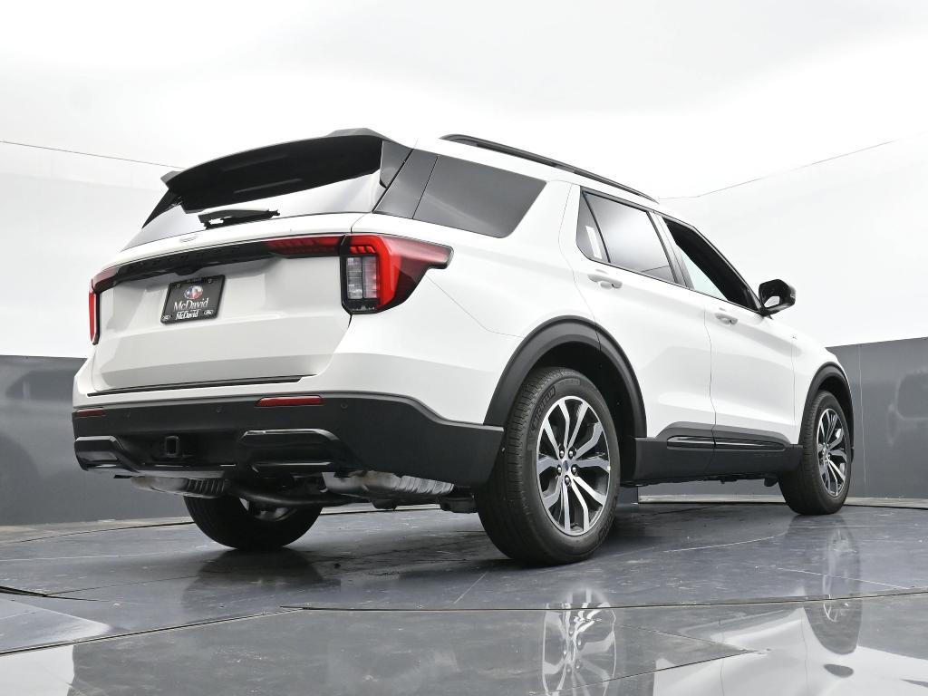 new 2025 Ford Explorer car, priced at $41,010