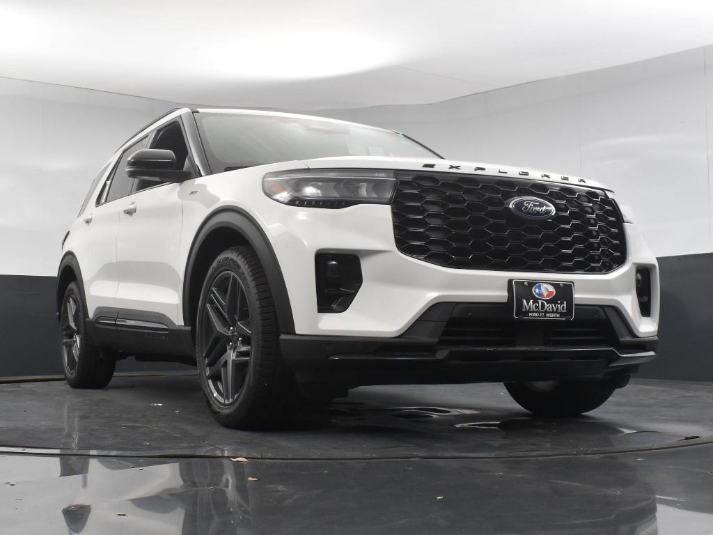 new 2025 Ford Explorer car, priced at $45,640