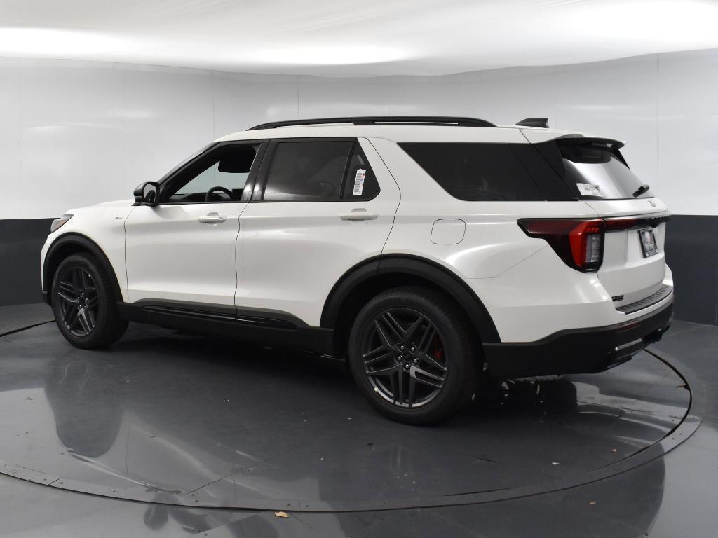 new 2025 Ford Explorer car, priced at $45,640