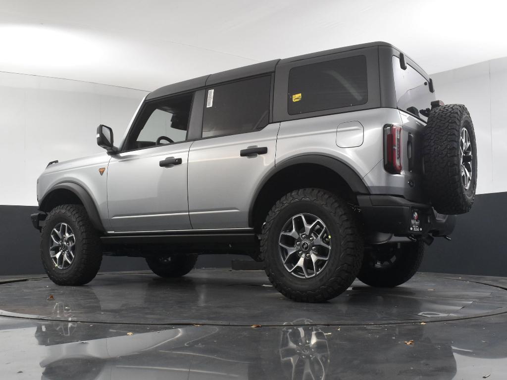 new 2024 Ford Bronco car, priced at $60,880