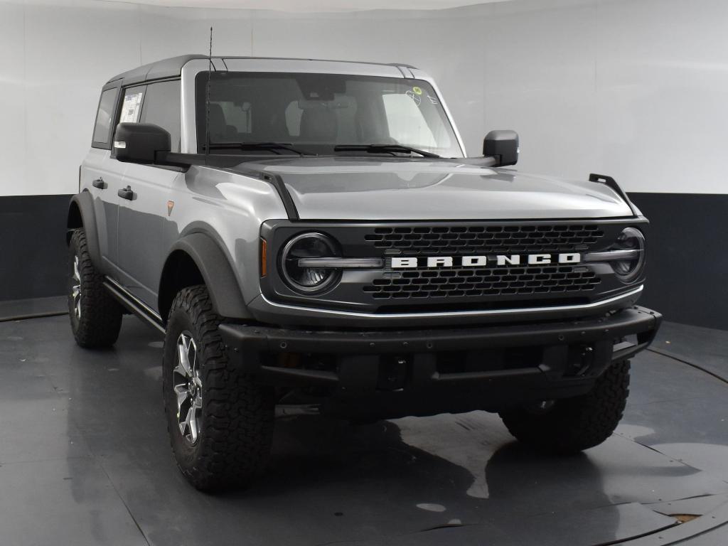 new 2024 Ford Bronco car, priced at $60,880