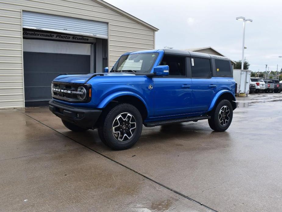 new 2024 Ford Bronco car, priced at $50,545