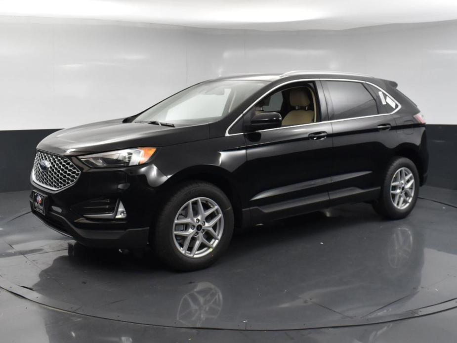 new 2024 Ford Edge car, priced at $35,653