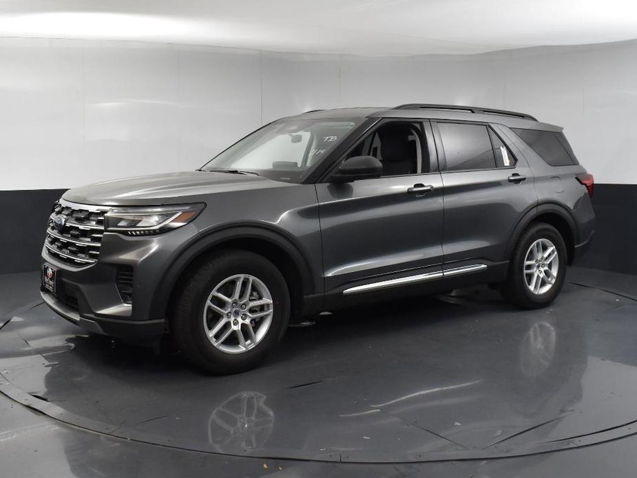 new 2025 Ford Explorer car, priced at $36,550