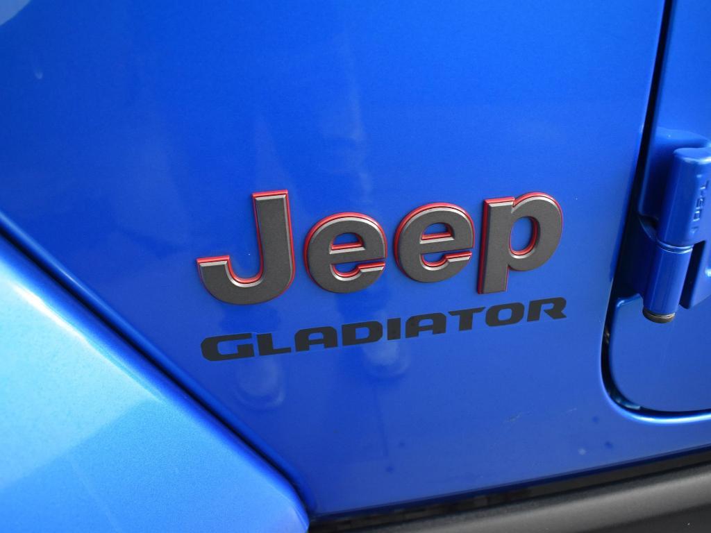 used 2021 Jeep Gladiator car, priced at $37,994