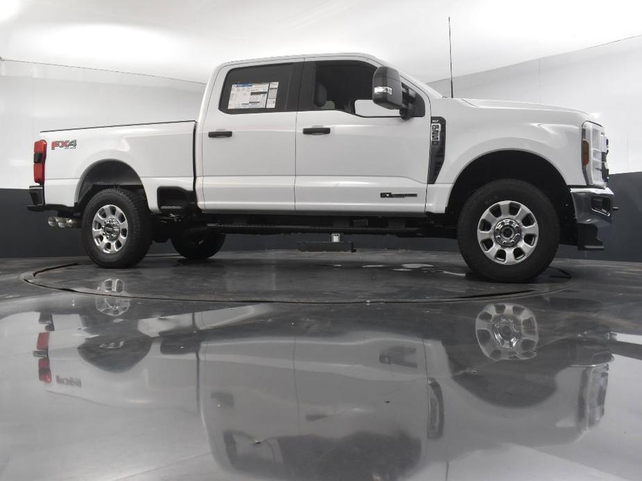 new 2024 Ford F-250 car, priced at $62,585