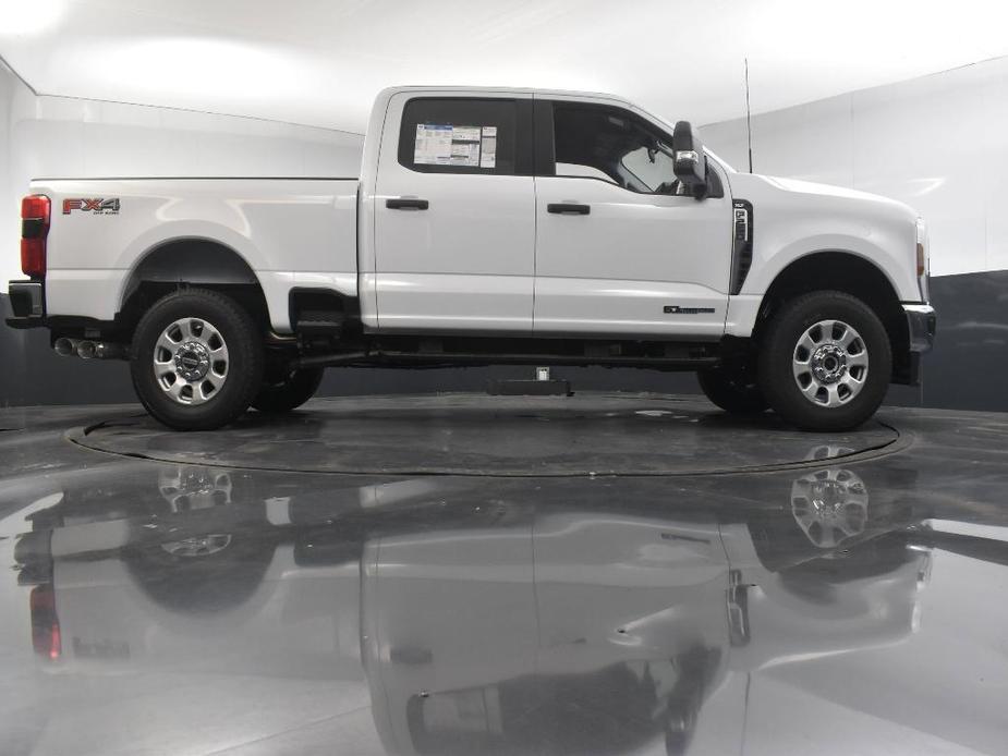 new 2024 Ford F-250 car, priced at $62,585