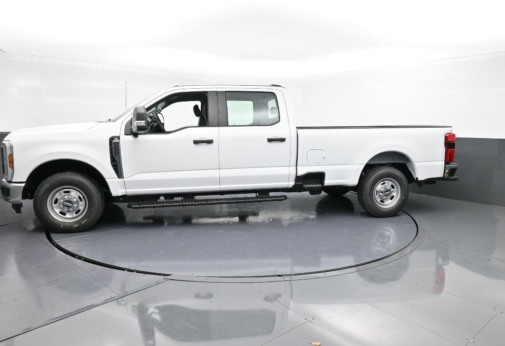 new 2025 Ford F-250 car, priced at $48,924