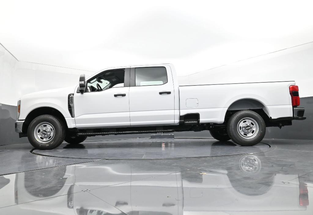 new 2025 Ford F-250 car, priced at $55,860