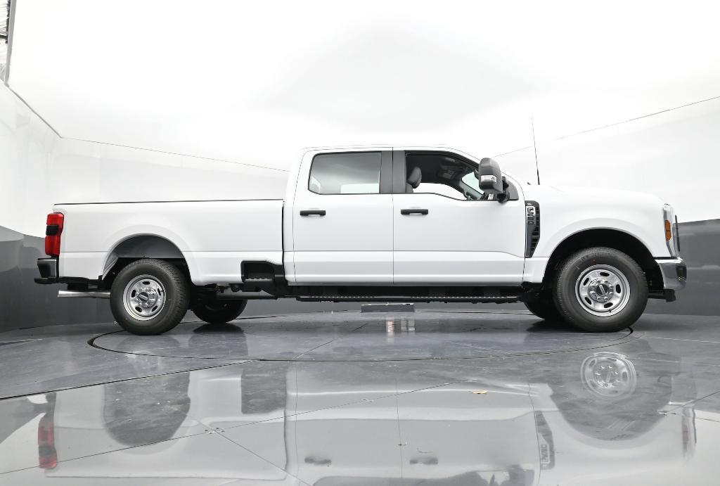new 2025 Ford F-250 car, priced at $55,860