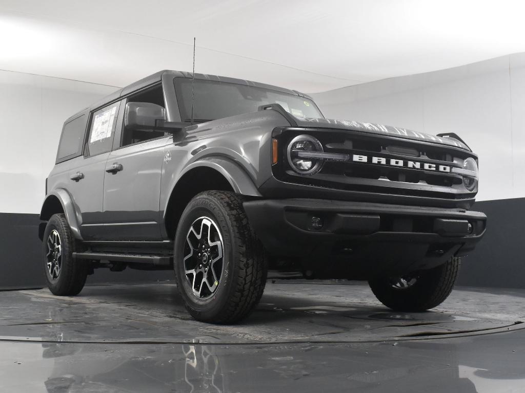 new 2024 Ford Bronco car, priced at $47,320