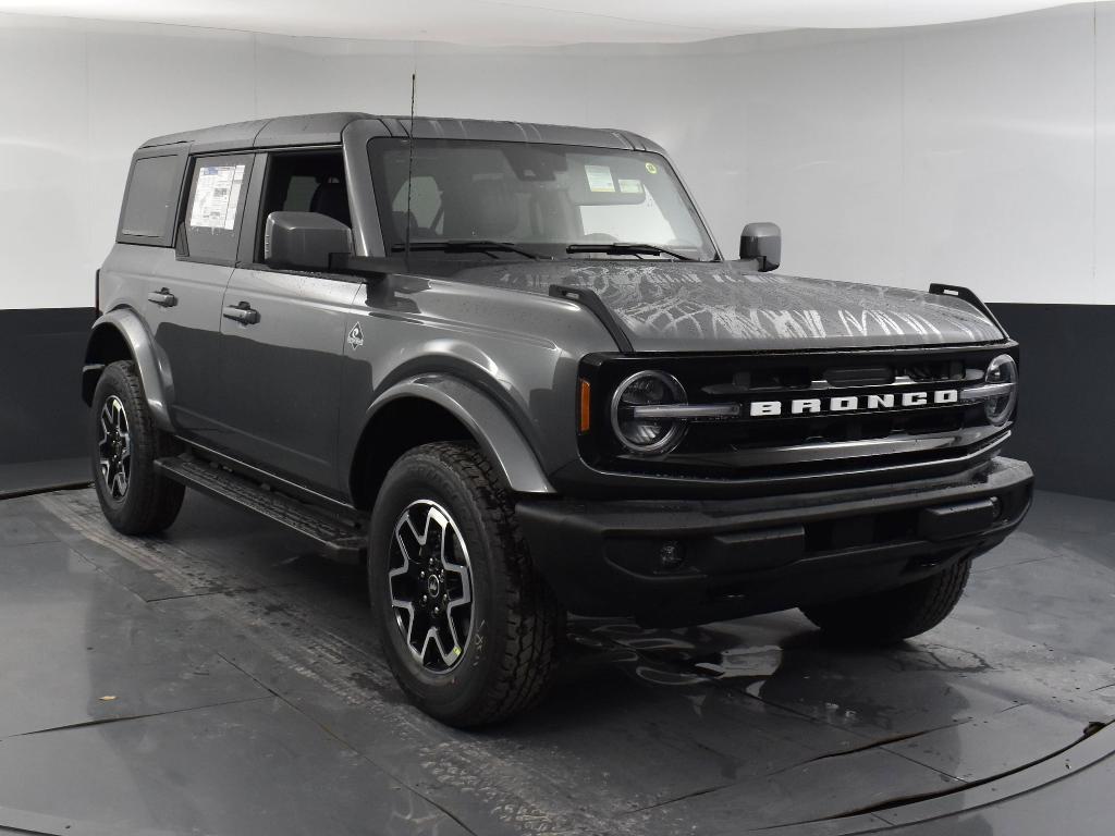 new 2024 Ford Bronco car, priced at $47,320