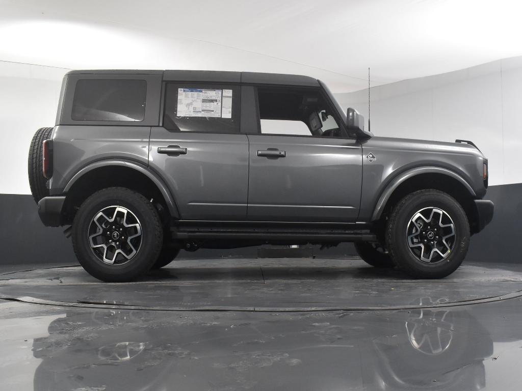 new 2024 Ford Bronco car, priced at $47,320