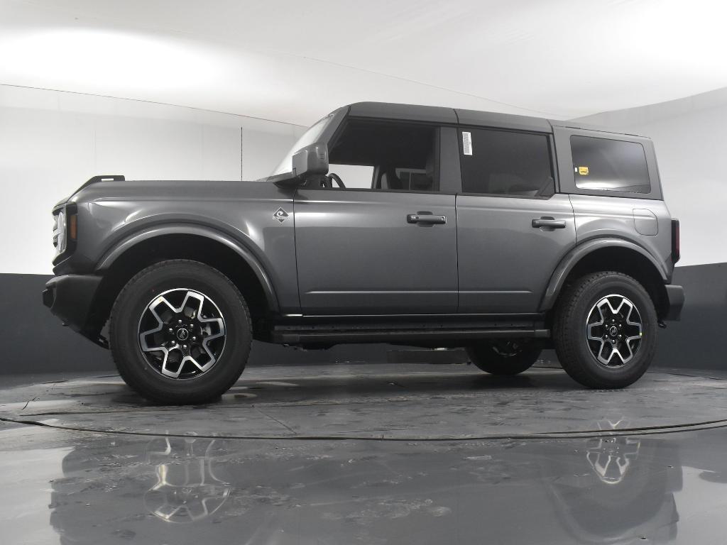 new 2024 Ford Bronco car, priced at $47,320