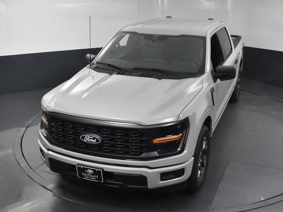 new 2024 Ford F-150 car, priced at $40,330