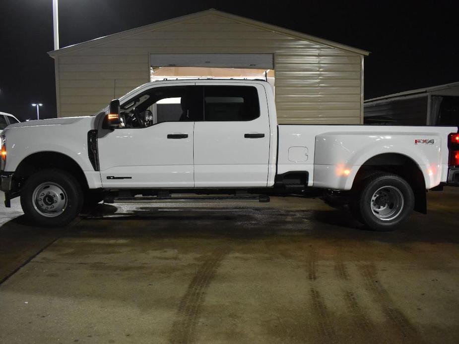 new 2024 Ford F-350 car, priced at $65,925